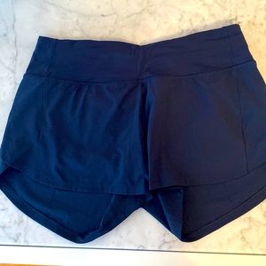 Lululemon running shorts size 6 navy blue true navy